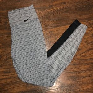 Nike women’s tights